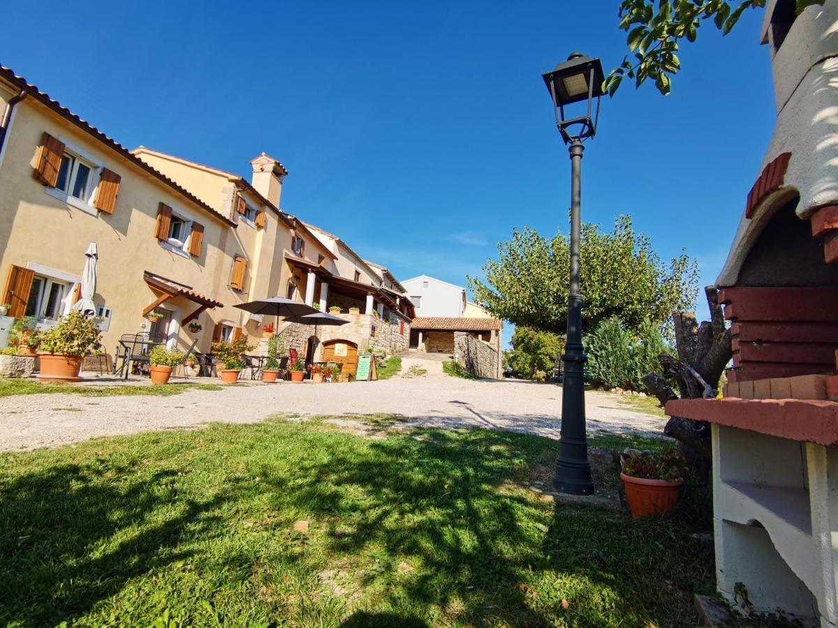 Jasmina Apartment Hum Εξωτερικό φωτογραφία