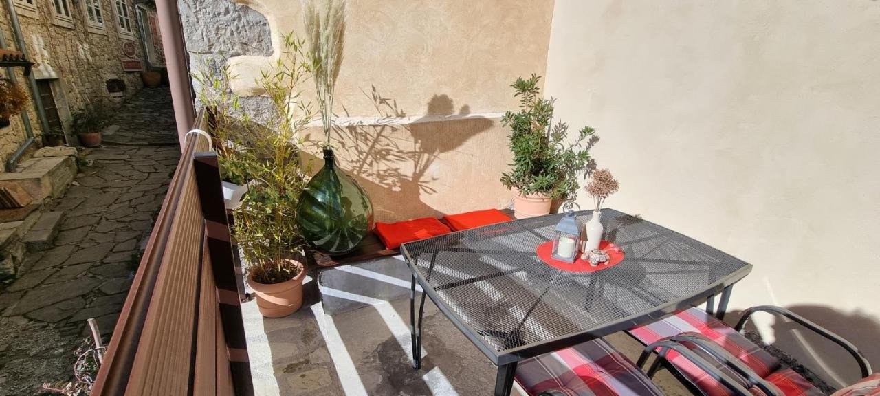 Jasmina Apartment Hum Εξωτερικό φωτογραφία